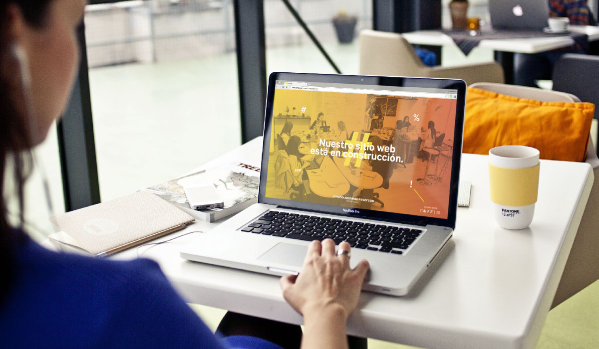 Rediseño de marca y página web - JAR